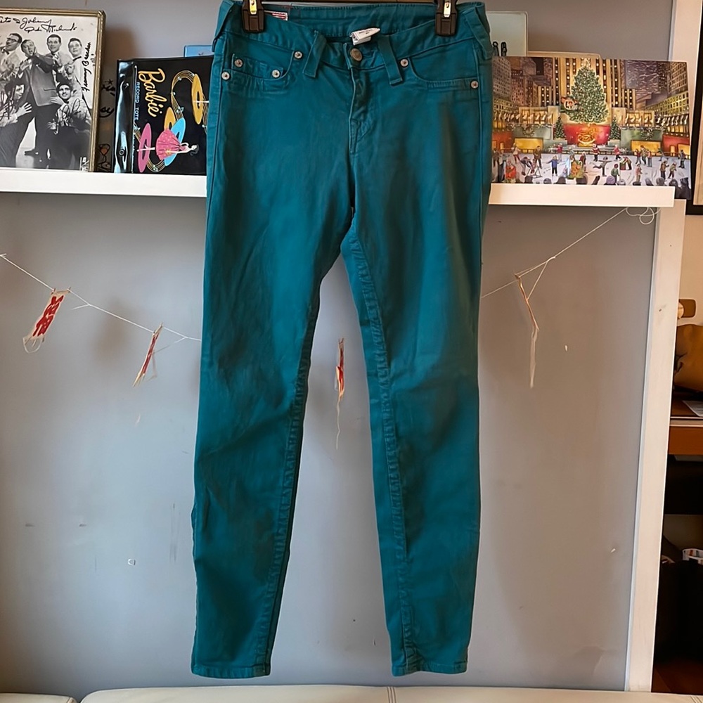 True Religion women green skinny ankle Zip jeans 27